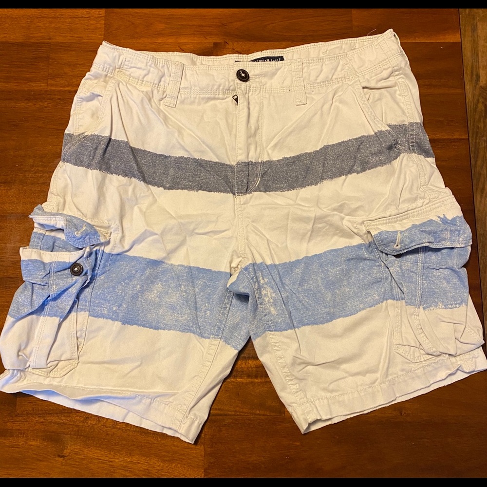 Men’s cargo shorts size 36
